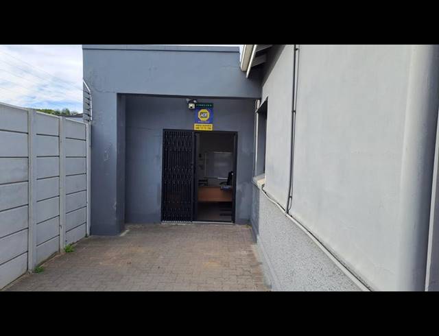 BUSINESS PROPERTY TO RENT IN COTSWOLD